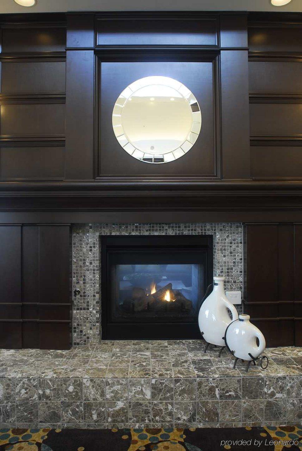 Hilton Garden Inn Hampton Coliseum Central Interior foto